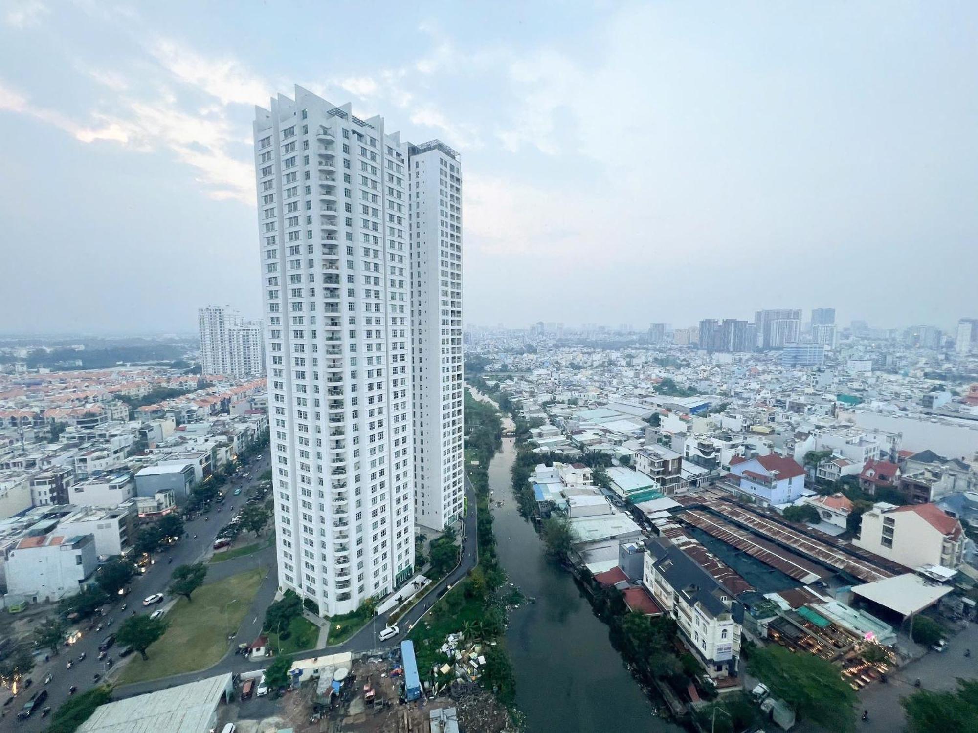 Căn hộ Cityview - Sunrise Quan 7 *